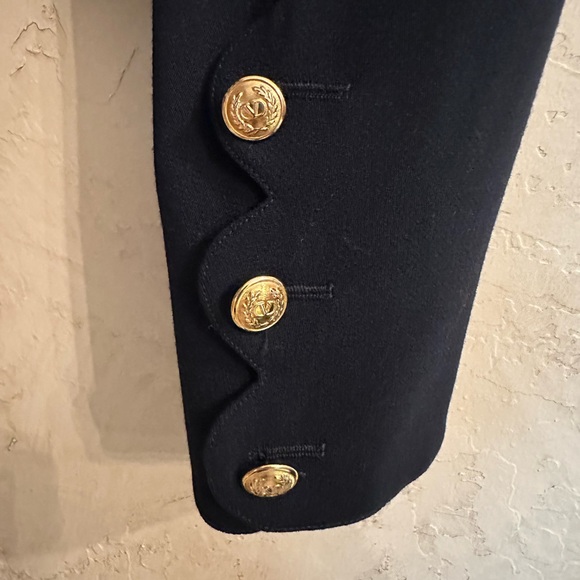 Valentino Cropped Navy Wool Jacket with Gold Buttons AUTHENTIC - Picture 4 of 9